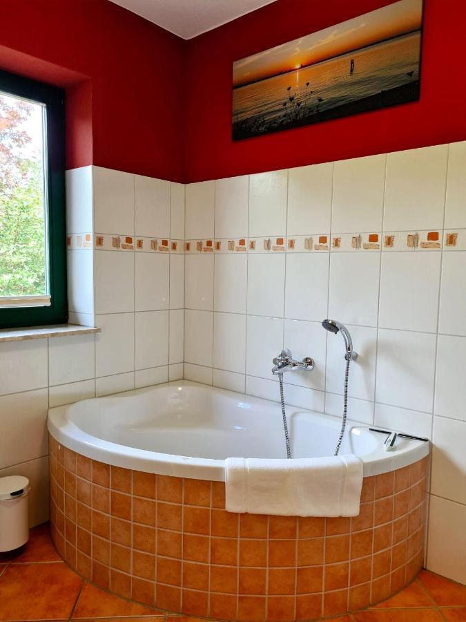 Appartement Uttied Mit Terrasse Und Garten - 4 Sterne Dtv Rambin Eksteriør bilde